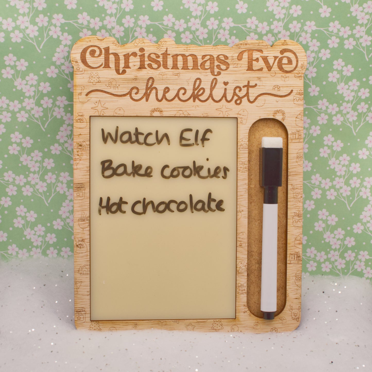 Christmas Collection - Christmas Eve Checklist Dry Wipe Board with Pen | Laser-Cut & Engraved Wooden Christmas Planner
