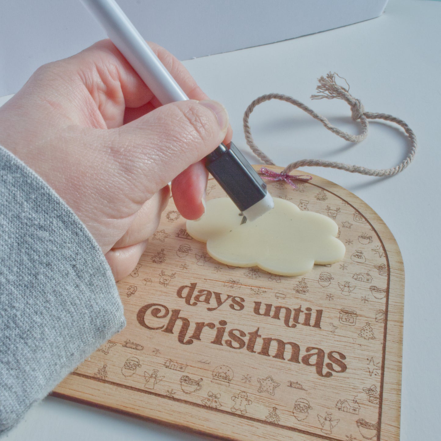 Christmas Collection - Countdown to Christmas - Days Until Christmas - Reusable Wooden and Acrylic Hanging Sign with Dry Wipe Pen